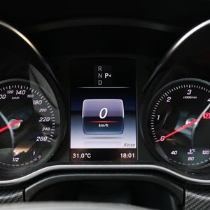 ¿Qué significan los testigos de avería del cuadro de luces del coche?