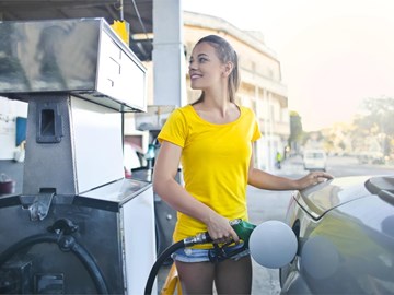 7 trucos para ahorrar combustible durante la conducción