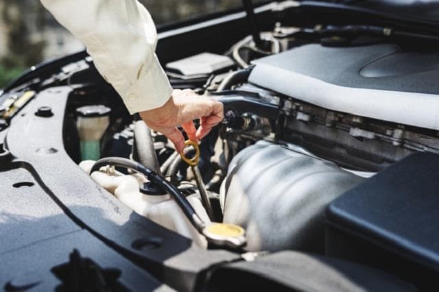 Las cinco piezas de coche que más se suelen romper