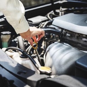 Las cinco piezas de coche que más se suelen romper